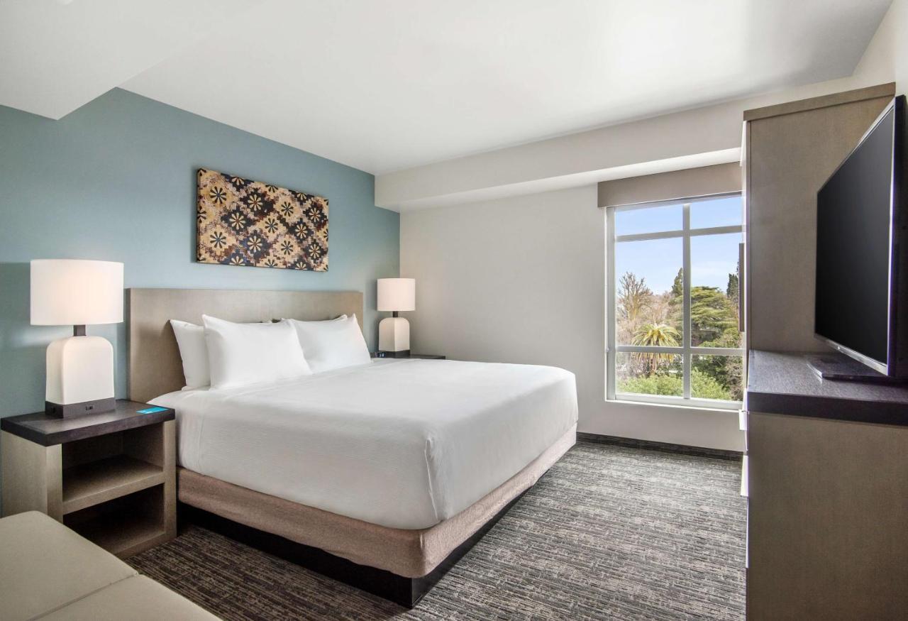 Hyatt House Sacramento-Midtown Hotel Exterior photo